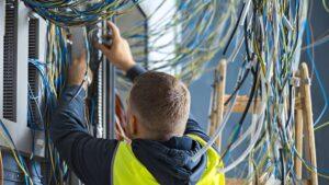 Commercial Electrician Pensacola-RW Electrician Pensacola